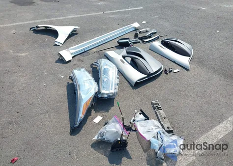 2020 Toyota Corolla Le z USA, uszkodzony, nr VIN JTDEPRAE5LJ103316